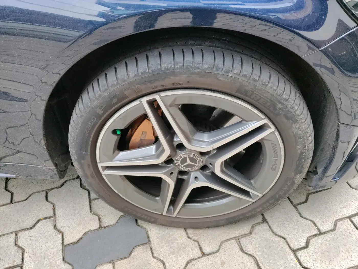 2019 Mercedes Benz C Class 300d AMG line, Diesel, Automatic, 67,964 km, tyre