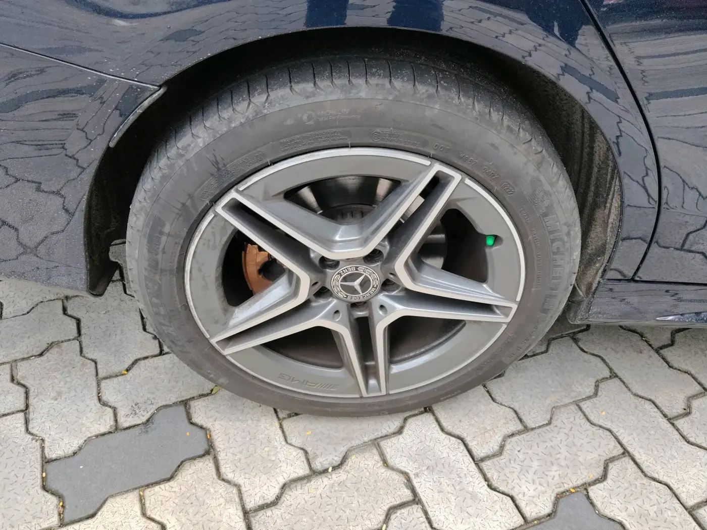 2019 Mercedes Benz C Class 300d AMG line, Diesel, Automatic, 67,964 km, tyre
