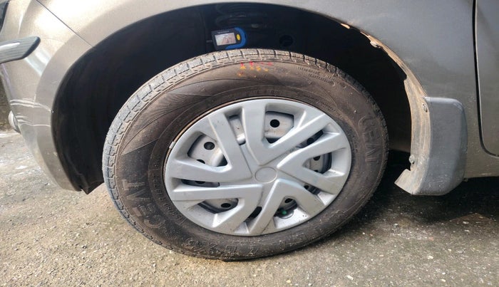 2021 Maruti New Wagon-R LXI CNG 1.0, Petrol, Manual, 64,500 km, tyre