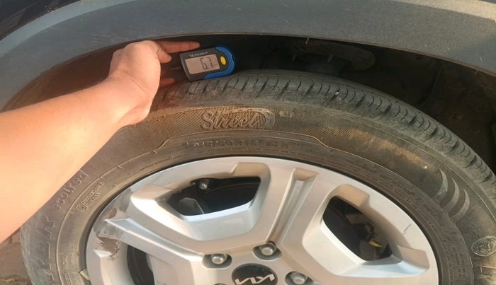 2023 KIA SONET HTK PLUS 1.2 PETROL MT, Petrol, Manual, 12,799 km, tyre