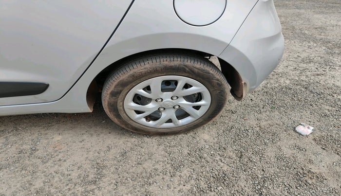 2018 Hyundai Grand i10 SPORTZ 1.2 KAPPA VTVT, Petrol, Manual, 50,971 km, tyre