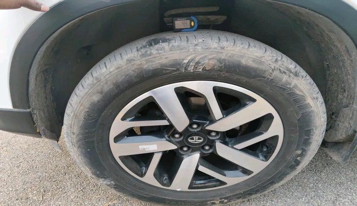 2023 Tata Harrier XZA PLUS 2.0L DUAL TONE, Diesel, Automatic, 61,365 km, tyre