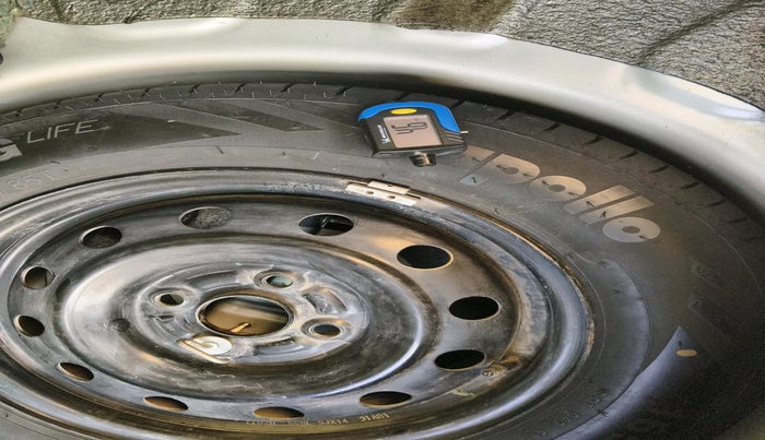 2011 Maruti Ritz VXI, Petrol, Manual, 55,553 km, tyre