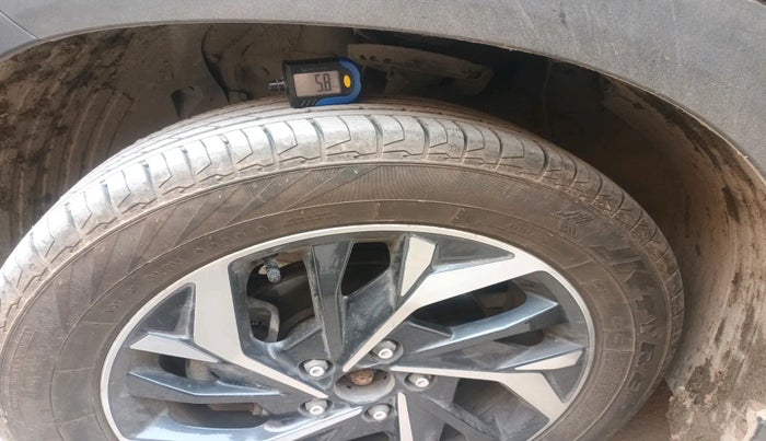 2022 Hyundai Creta E 1.5 PETROL, Petrol, Manual, 35,893 km, tyre