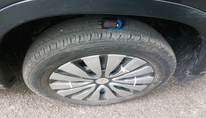 2021 Maruti Vitara Brezza VXI, Petrol, Manual, 16,106 km, tyre