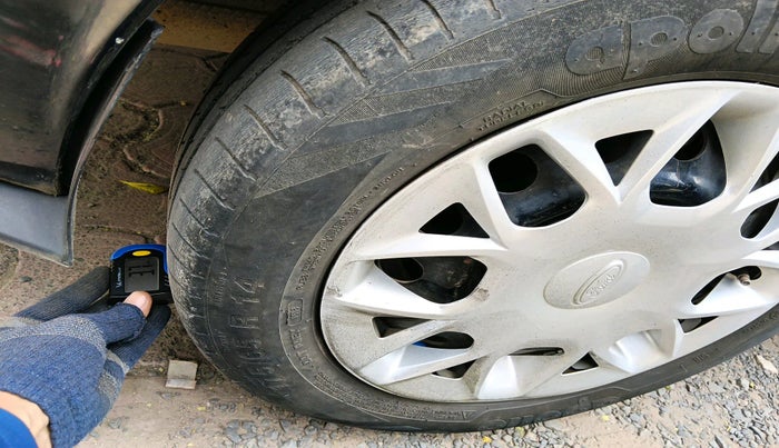 2017 Ford Figo Aspire TREND 1.5 DIESEL, Diesel, Manual, 1,22,285 km, tyre