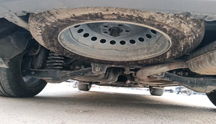 2024 Mahindra XUV700 AX 5 P MT 5 STR, Petrol, Manual, 28,597 km, tyre