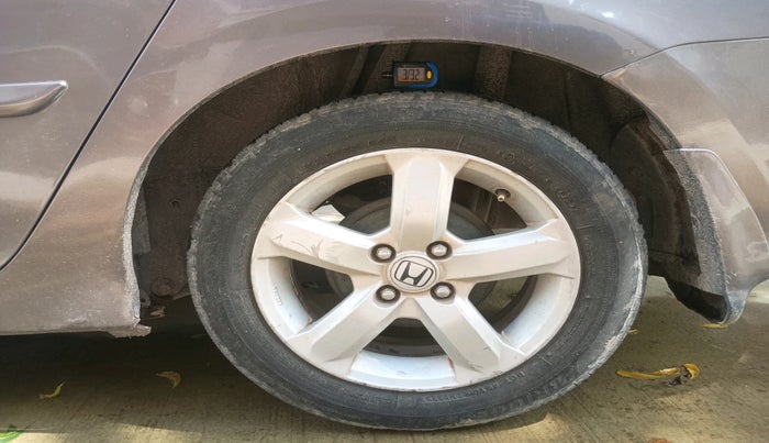 2011 Honda City 1.5L I-VTEC V AT, Petrol, Automatic, 98,374 km, tyre