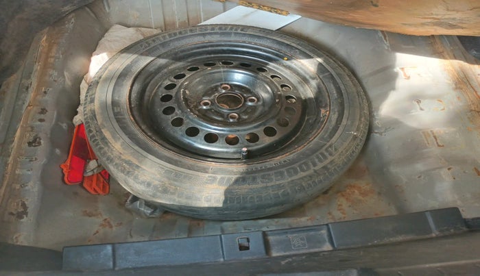 2011 Honda City 1.5L I-VTEC V AT, Petrol, Automatic, 98,374 km, tyre