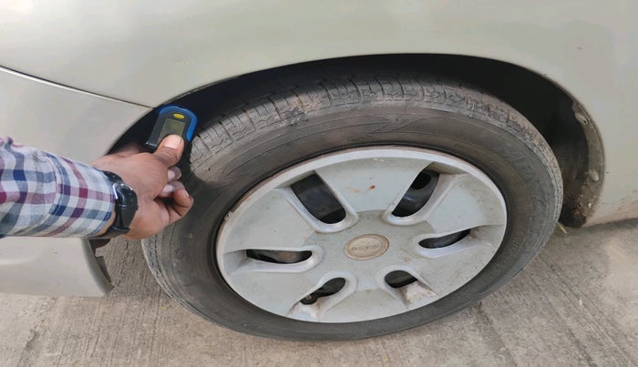 2010 Maruti Zen Estilo VXI, Petrol, Manual, 1,25,437 km, tyre