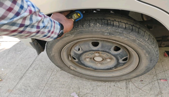 2010 Maruti Zen Estilo VXI, Petrol, Manual, 1,25,437 km, tyre