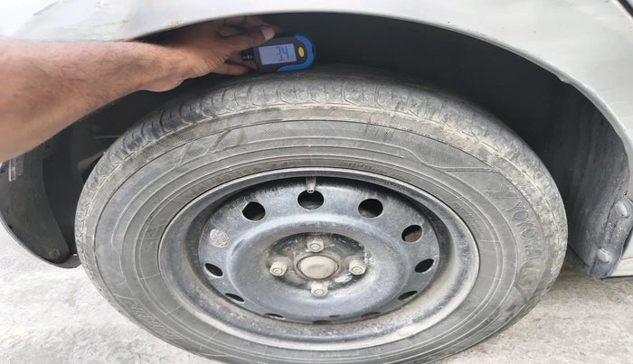 2011 Maruti Swift VXI, Petrol, Manual, 76,640 km, tyre