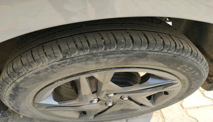 2022 Hyundai NEW I20 SPORTZ 1.2 MT, Petrol, Manual, 64,055 km, tyre