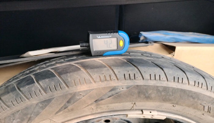 2018 Maruti Celerio VXI CNG, Petrol, Manual, 1,09,528 km, tyre