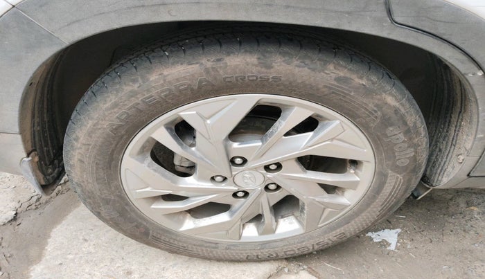 2020 Hyundai Creta SX 1.5 PETROL, Petrol, Manual, 81,229 km, tyre