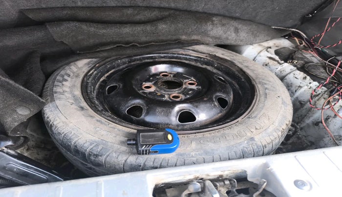 2012 Maruti Alto K10 LXI, Petrol, Manual, 1,50,682 km, tyre