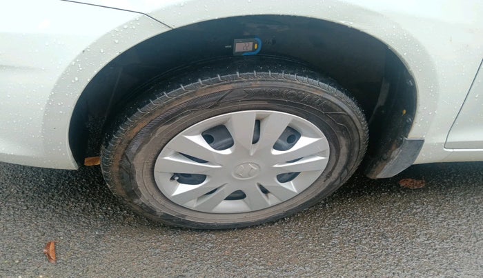 2013 Maruti Swift Dzire VXI, Petrol, Manual, 68,538 km, tyre