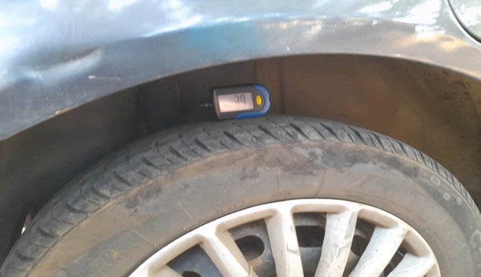 2012 Ford Figo EXI 1.4 DIESEL, Diesel, Manual, 1,50,831 km, tyre