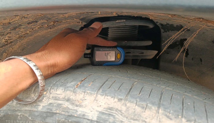 2023 Tata Safari XZA PLUS O 6STR DARK, Diesel, Automatic, 45,324 km, tyre