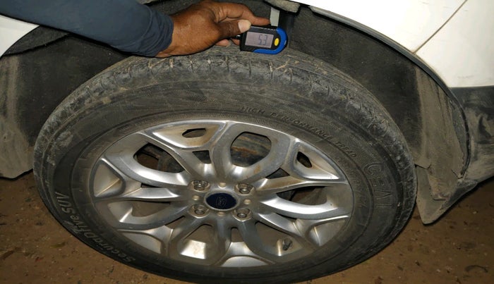 2014 Ford Ecosport TITANIUM 1.0L ECOBOOST, Petrol, Manual, 73,268 km, tyre