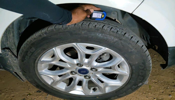 2014 Ford Ecosport TITANIUM 1.0L ECOBOOST, Petrol, Manual, 73,268 km, tyre