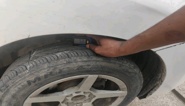 2014 Maruti Wagon R 1.0 LXI CNG, Petrol, Manual, 95,153 km, tyre