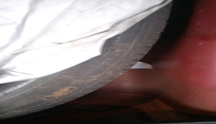 2014 Hyundai i20 SPORTZ 1.2, Petrol, Manual, 1,43,133 km, tyre