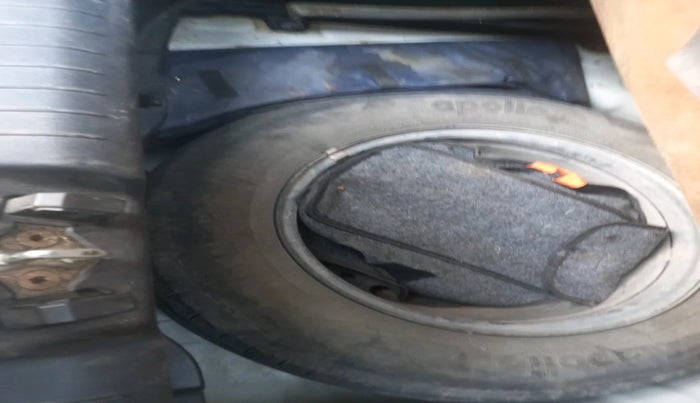 2020 Hyundai VENUE S 1.0 TURBO MT, Petrol, Manual, 43,382 km, tyre