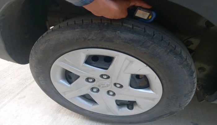 2020 Hyundai VENUE S 1.0 TURBO MT, Petrol, Manual, 43,382 km, tyre