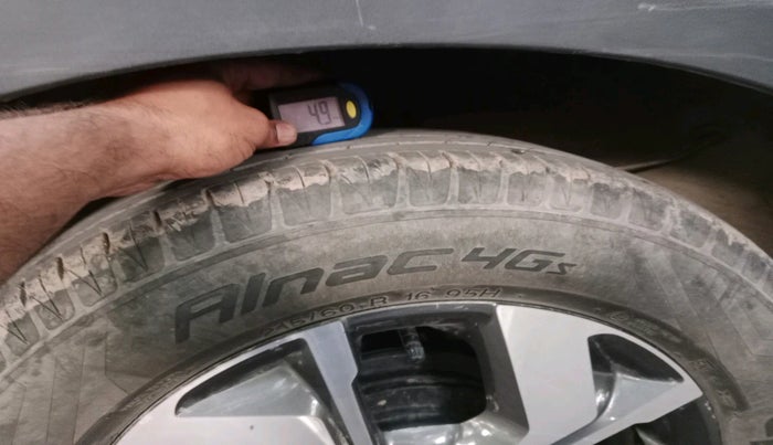 2023 KIA SONET HTX 1.5 DIESEL MT, Diesel, Manual, 37,572 km, tyre