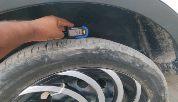 2021 Tata NEXON XM SUNROOF PETROL, Petrol, Manual, 88,810 km, tyre