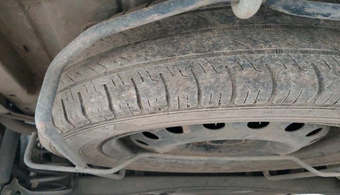 2021 Maruti XL6 ALPHA MT, Petrol, Manual, 1,20,827 km, tyre