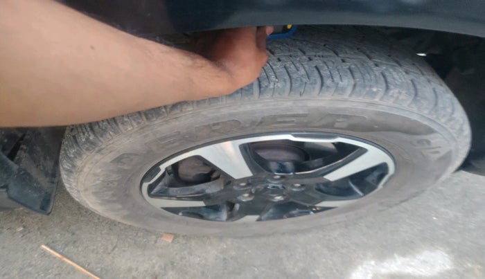 2018 Mahindra Scorpio S7, Diesel, Manual, 79,836 km, tyre