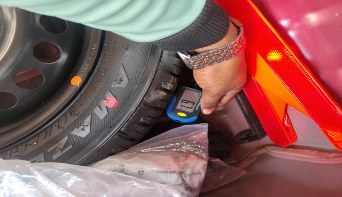 2018 Hyundai Grand i10 ASTA 1.2 KAPPA VTVT, Petrol, Manual, 19,731 km, tyre