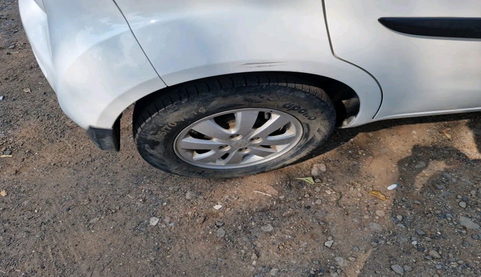 2013 Maruti Ritz ZDI, Diesel, Manual, 1,80,721 km, tyre