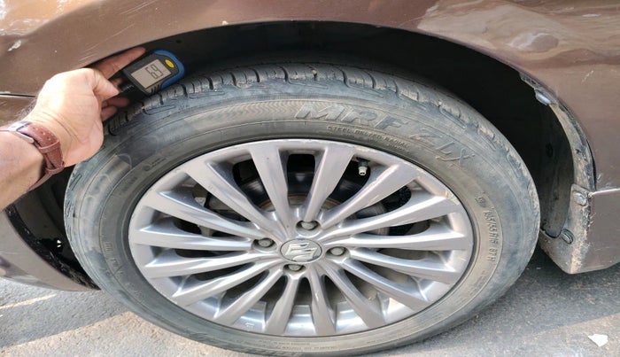 2017 Maruti Ciaz ALPHA 1.4 PETROL, Petrol, Manual, 1,51,437 km, tyre