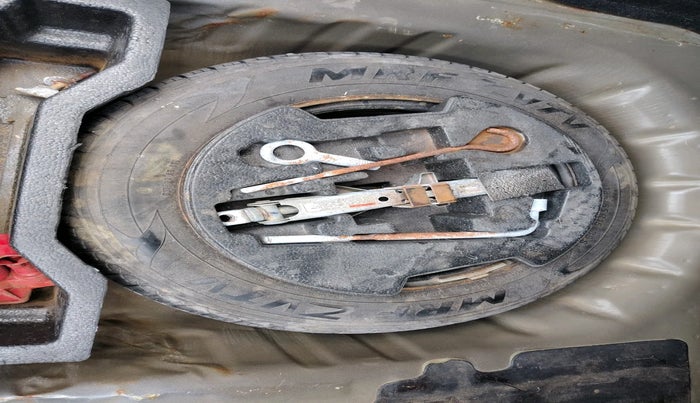 2017 Maruti Ciaz ALPHA 1.4 PETROL, Petrol, Manual, 1,51,437 km, tyre