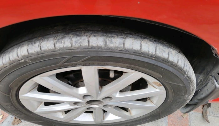 2018 Volkswagen Polo HIGHLINE PLUS 1.5 16 ALLOY, Diesel, Manual, 1,22,166 km, tyre