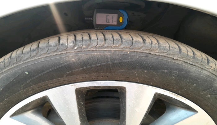 2015 Hyundai Verna FLUIDIC 1.6 CRDI S(O) 4S, Diesel, Manual, 1,20,132 km, tyre