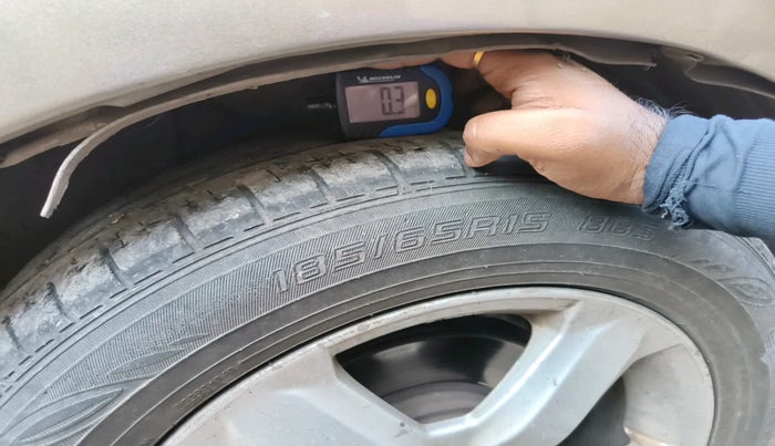 2010 Honda City 1.5L I-VTEC V MT, Petrol, Manual, 2,36,726 km, tyre