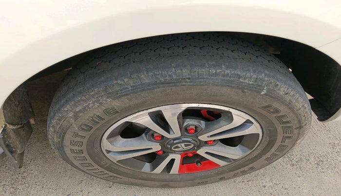 2019 Tata Safari Storme 2.2 EX 4X2, Diesel, Manual, 96,016 km, tyre