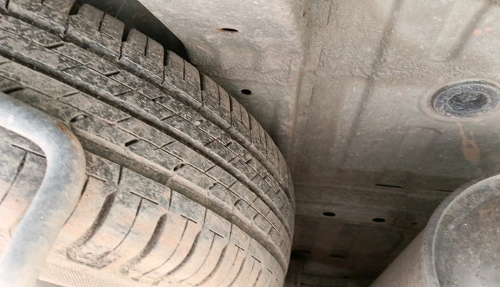 2021 Maruti XL6 ZETA AT, Petrol, Automatic, 60,870 km, tyre