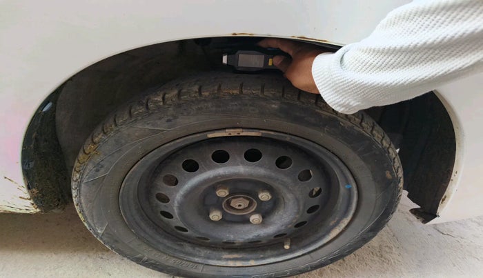 2017 Maruti Wagon R 1.0 VXI AMT, Petrol, Automatic, 81,370 km, tyre