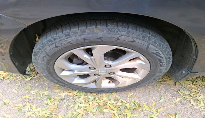 2018 Honda Amaze 1.5L I-DTEC V, Diesel, Manual, 1,13,710 km, tyre