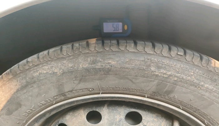 2010 Maruti Swift VXI, Petrol, Manual, 82,769 km, tyre