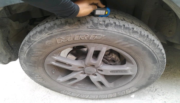 2021 Mahindra Thar LX PETROL HT 4WD AT, Petrol, Automatic, 31,754 km, tyre