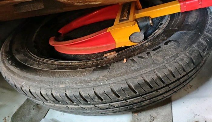 2020 Hyundai AURA S 1.2 CNG, Petrol, Manual, 36,257 km, tyre