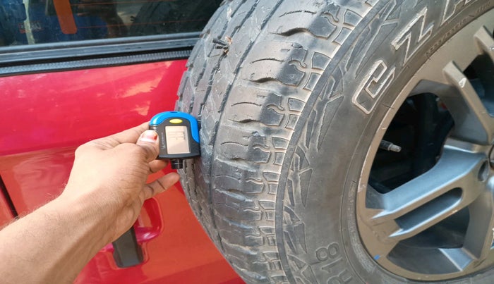 2021 Mahindra Thar LX D AT 4WD HT, Diesel, Automatic, 80,781 km, tyre