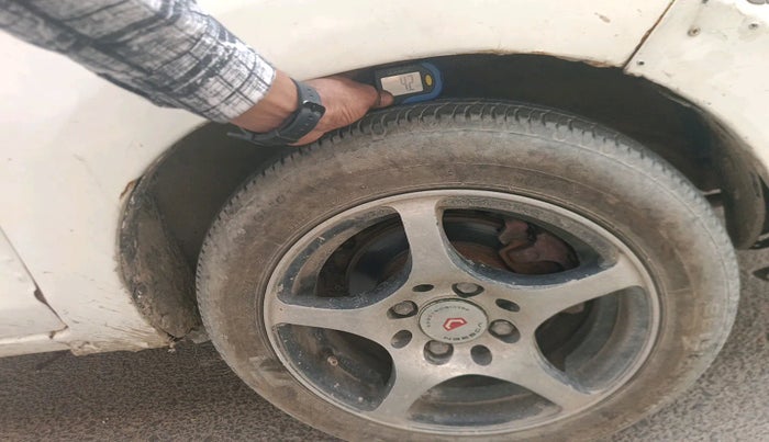 2015 Maruti Alto K10 LXI, Petrol, Manual, 43,615 km, tyre