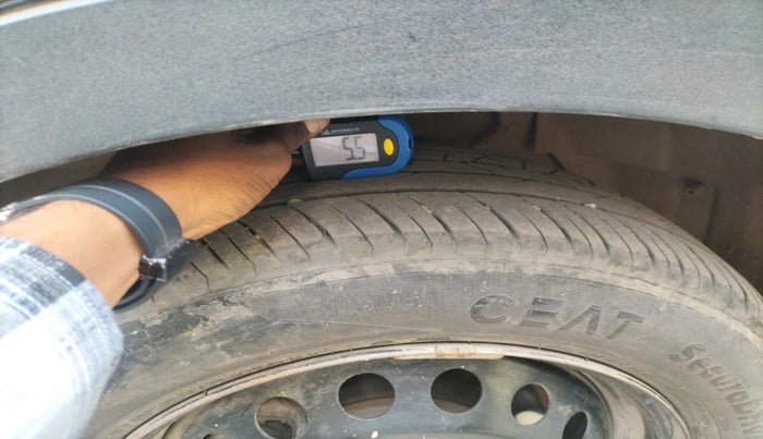 2018 Tata NEXON XM PETROL, Petrol, Manual, 67,951 km, tyre